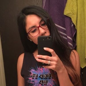 Meet your Posher, Rocio